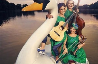 Zucchini Sistaz - Falsche Wimpern - Echte Musik