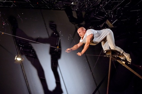Double you - Zeitgenssischer Zirkus der Compagnie Be Flat (BE) - Leverkusen - 11.03.2026 19:30