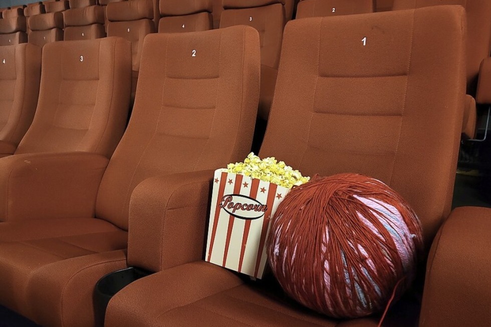 Am Weltstricktag kann im Forum Kino in Lahr gestrickt und gehkelt werden - Badische Zeitung TICKET