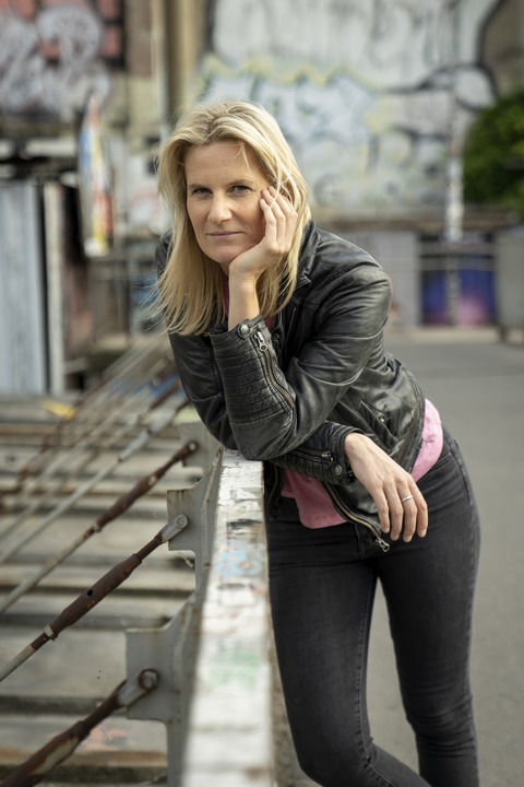 Lucy van Kuhl - Geschickt verpackt - Jever - 24.04.2026 20:00
