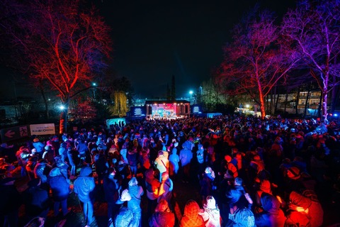 Weihnachtssingen mit Max Mutzke - Open Air-Weihnachtssingen - Monheim am Rhein - 07.12.2025 16:00