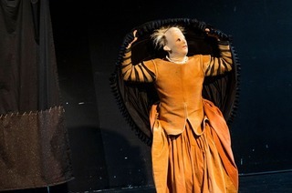 Compania Sincara spielt Hamlet - Theater mit Masken frei nach William Shakespeare