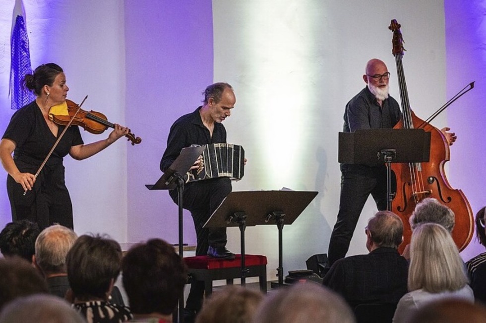 Beim letzten Konzert von "Kultur ber den Dchern" spielt "Phlox" - Badische Zeitung TICKET