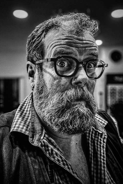 Jochen Malmsheimer - Statt wesentlich die Welt bewegt, hab ich wohl nur das Meer gepflgt - ein Rigorosum sonderhausen - Krefeld - 14.06.2026 20:00