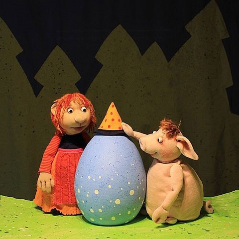 Die kleine Hexe und das himmelblaue Einhorn - Seifenblasen Figurentheater - Dinslaken - 29.10.2025 15:30