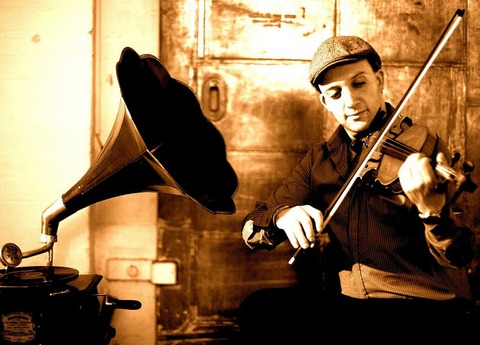 FEATURE RING: DANIEL WELTLINGER - Dresden - 20.10.2025 20:00