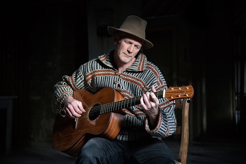 Robby Ballhause im Folkclub Prisma e.V. Pforzheim - Folk, Bluegrass, Country, Rock - Pforzheim - 14.10.2025 20:00