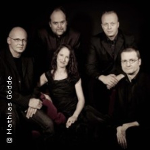Pia Schiering Orchester - Jazz, Latin, Swing, Pop - Open Air im KOMM-Garten - DREN - 23.08.2025 19:00
