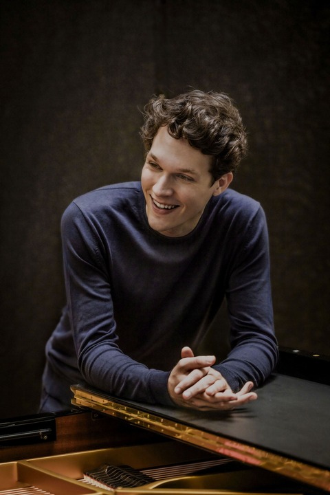 Altstadtkonzert mit Lukas Sternath - Solorezital mit Werken von Schubert, Liszt und Prokofjew - Wangen im Allgu - 10.10.2025 20:00