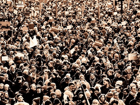 Literaturmarathon „Demokratie ist sch�n, macht aber viel Arbeit“ - Gauting - 22.01.2026 18:00