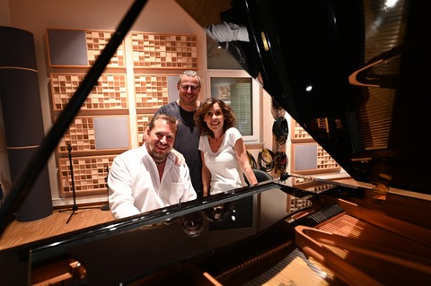 Butterbrezel-Jazz im Schlosshof mit Knudsen Fessele Streit Trio - Leipheim - 03.08.2025 11:00