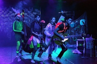 SPLASH! / ab 7 Jahren - Theater Marabu
