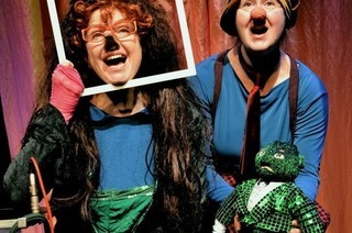 Das Mdchen im Lwenkfig / ab 6 Jahren - Ensemble Materialtheater
