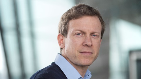 Literaturkreis Wolfsburg 25/26 - Ronald Reng liest „Er kenne Herrn Benz nicht, sagt Herr Daimler“ - Wolfsburg - 10.03.2026 19:00