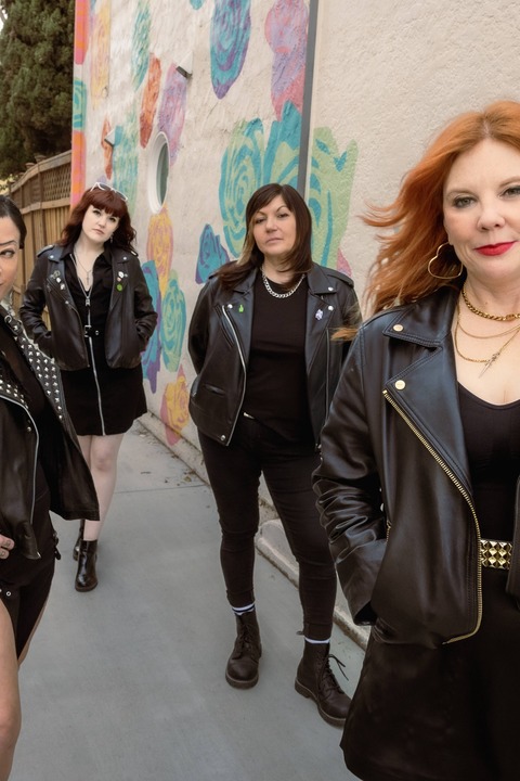 BAD COP BAD COP / Support: SVETLANAS - LIGHTEN UP RECORD RELEASE TOUR EUROPE 2025 - Wiesbaden - 06.11.2025 19:30 BAD COP BAD COP / Support: SVETLANAS - LIGHTEN UP RECORD RELEASE TOUR EUROPE 2025 - Wiesbaden - 06.11.2025 19:30