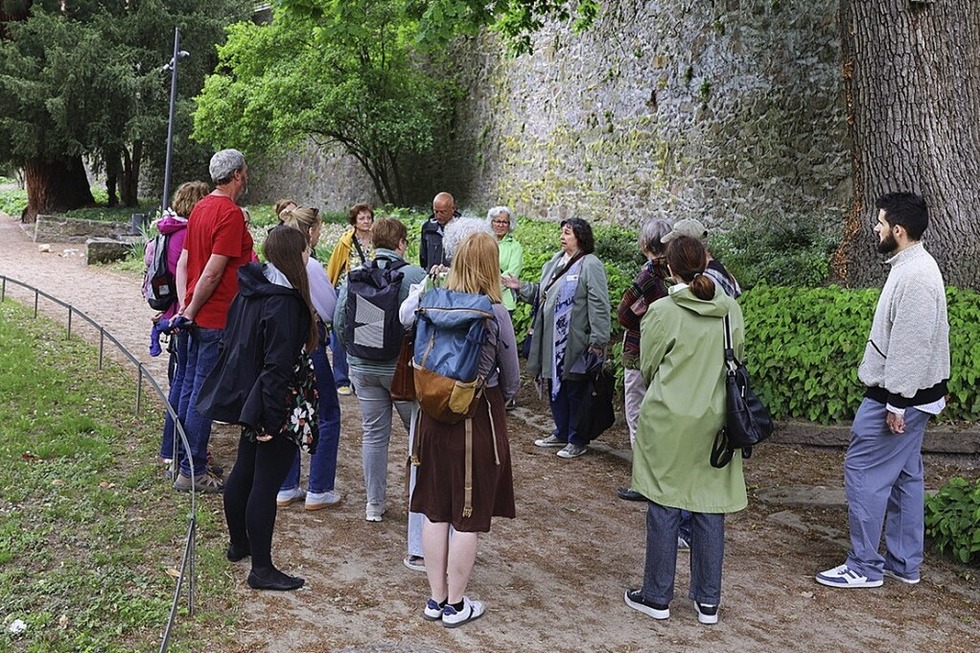 Bei einer Stadtfhrung entlang der Stadtmauer in Offenburg gibt es Geschichte und Geschichten - Badische Zeitung TICKET