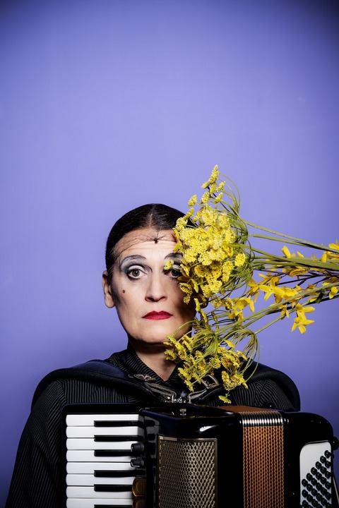 Carmela De Feo - gro! blond! erfolgreich! - Coburg - 10.12.2027 20:00