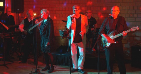 Rey Vulcano - Soul-Pop-Reggae-Party im Stil der 80er - Frth - 27.11.2025 20:00