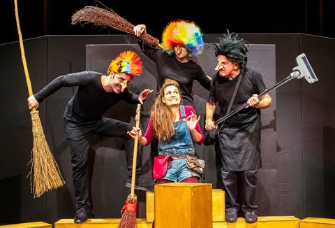 Die kleine Hexe (ab 4) - mit Jubilumsparty - Augsburg - 25.10.2025 13:00