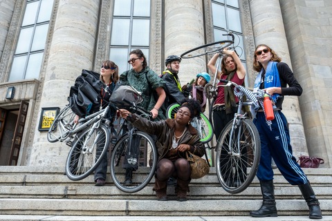 undlenaundlenaundleonceundlena - p14 - Volksbhne Berlin - Berlin - 28.09.2025 19:00