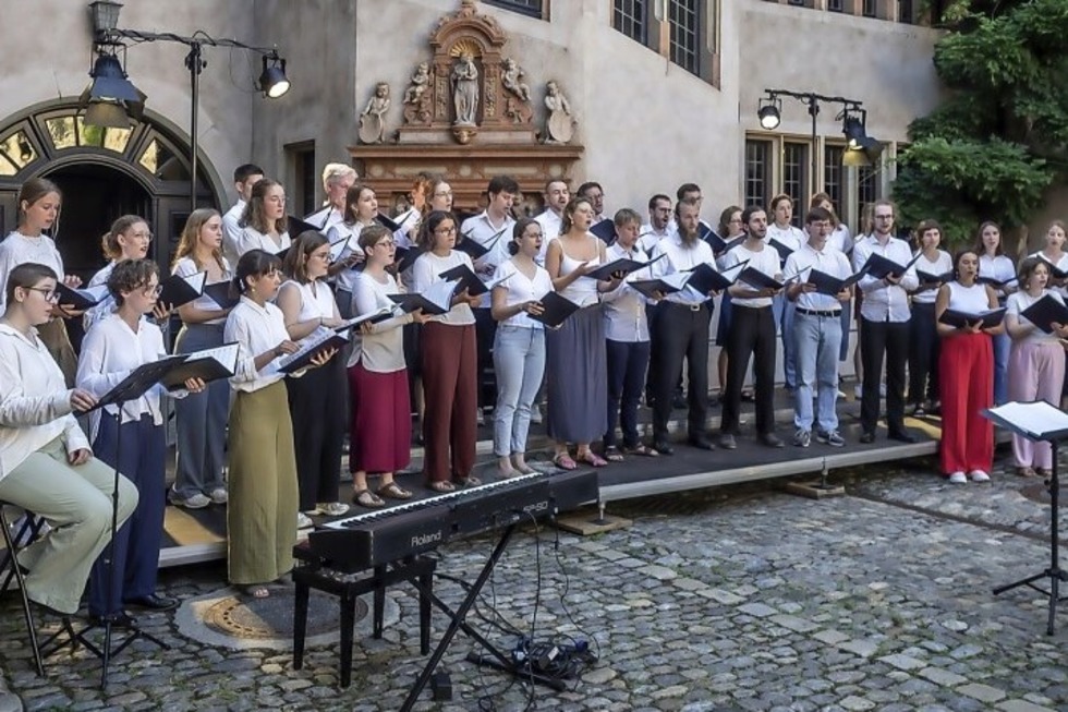 Die Evangelische Studierendenkantorei beendet das Semester mit dem Konzert &#8222;Time to rise!&#8220; - Badische Zeitung TICKET