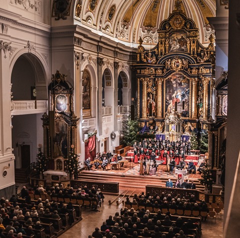 Altttinger Adventsingen Basilika St. Anna - im alpenlndischen Stil - Alttting - 06.12.2025 19:00
