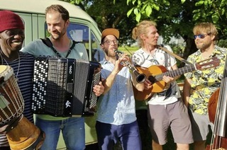 Open Air Festival mit zwei Konzertabenden im Freibad in Steinen