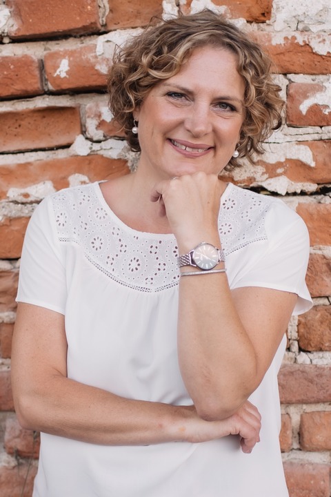 Doris R. Thomas: Herzklopfen im Eiscafe am Meer - Ettlingen - 24.04.2026 19:30