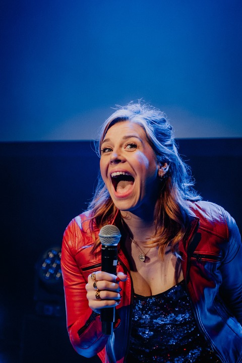 Hochgestapelt - Stand-up-Comedy mit Laura Brmmer - Nordhorn - 10.04.2026 20:00