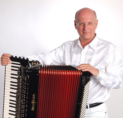 "Akkordeon Total! Eine musikalische Reise von J. S. Bach bis Piazzolla" - Schallstadt - 21.09.2025 18:00