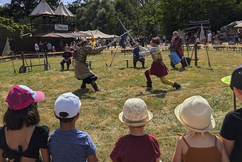 Die phantastisch-mittelalterliche Erlebniswelt macht im Dreilndergarten in Weil am Rhein Halt - Badische Zeitung TICKET
