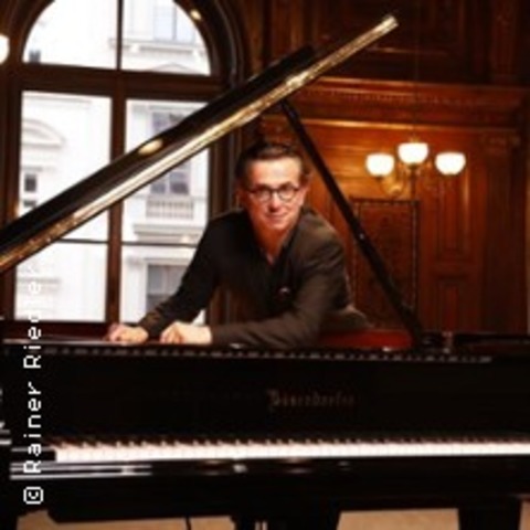 Klavierabend: Daniel Heide - Daniel Heide spielt & erklrt Beethoven | Kulturschu - Sulzfeld - 25.10.2025 19:30