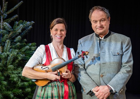 Pfarrer Rainer Maria Schieler und Geschwister Siferlinger und Matthias Prner - Heilige Nacht von Ludwig Thoma - Waldkraiburg - 07.12.2025 19:30