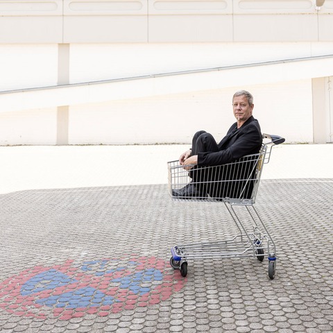 Jess Jochimsen - Basel - 30.10.2025 20:15