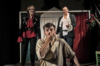 Das Theater Harrys Depot spielt OpenAir in der Freiburger Spechtpassage die Komdie &#8222;Diener zweier Herren&#8220;