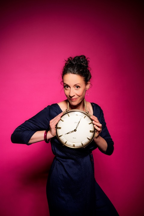 Alice Kfer - Alles zu meiner Zeit - Im Dreiklang mit mir selbst - Cuxhaven - 06.03.2026 20:00