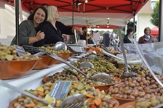 Auf dem Bahnhofsplatz und in der Fugngerzone in Bad Krozingen gibt es einen Franzsischen Markt