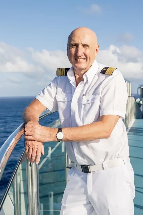 Reinhard Friedl - Lesung, begleitet vom Ulmer Shanty-Chor - Ein Arzt f�r jede Welle - Ulm - 25.02.2026 19:00