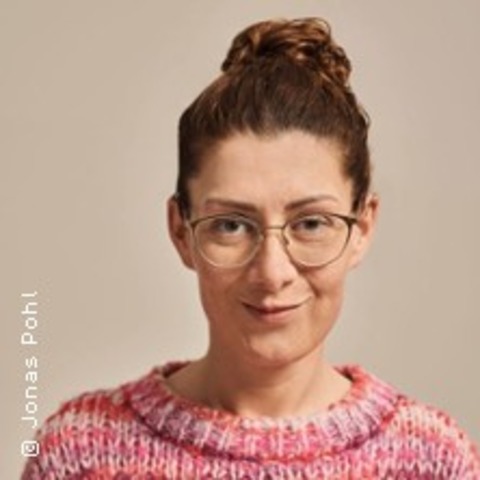 Jana Crmer - Manchmal muss man sitzen, um den Hintern hochzukriegen - DORTMUND - 09.11.2025 19:30