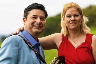 Das Mundartduo Mondzid gibt am Freitag, 19. September, um 18 Uhr in der Weinschnke Lindemer in Tllingen ein Konzert.