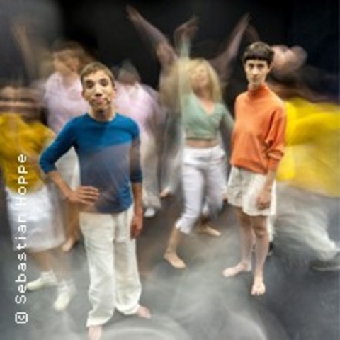 Hautnah entfernt - Dresden - 26.10.2025 19:30