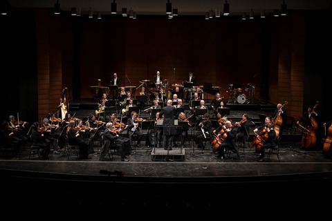 Neujahrskonzert 2026 - Philharm. Orchester der Stadt Trier unter d. Leitung von GMD Jochem Hochstenbach - Trier - 03.01.2026 18:00