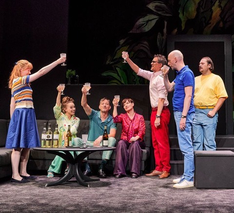 Das perfekte Geheimnis - Württembergische Landesbühne Esslingen - Friedrichshafen - 13.11.2025 19:30 Das perfekte Geheimnis - Württembergische Landesbühne Esslingen - Friedrichshafen - 13.11.2025 19:30