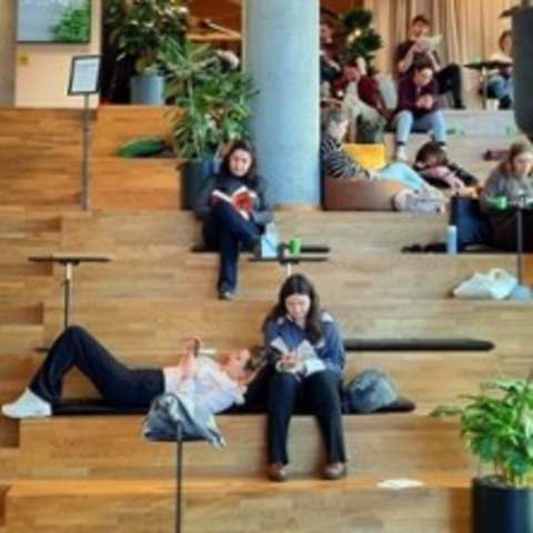 Reading Party with Pausify - BERLIN - 19.10.2025 11:00