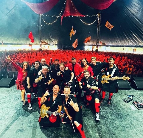 Otto Meyer präsentiert: Rantastic Kopfhörer Live - RED HOT CHILLI PIPERS - Back to Roots World Tour 2025 - Baden-Baden - 14.11.2025 19:30 Otto Meyer präsentiert: Rantastic Kopfhörer Live - RED HOT CHILLI PIPERS - Back to Roots World Tour 2025 - Baden-Baden - 14.11.2025 19:30