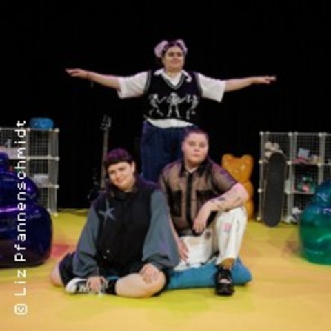 Queering of age - feige glanz & fervor - west off 2025 - BONN - 23.01.2026 20:00