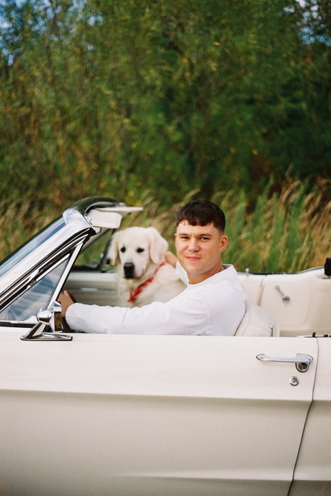 Ivan Thieme - mit „Golden Retriever“ - Stuttgart - 12.02.2026 20:00