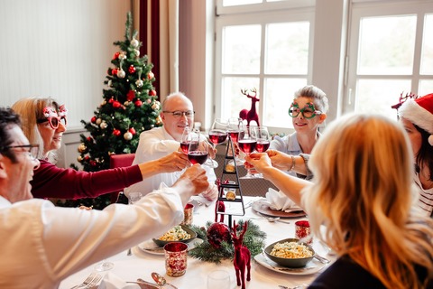 Zauberhaftes Weihnachtsbuffet in der Congress Union - Gemeinsam unvergessliche Momente mit kulinarischer Magie schaffen - Celle - 25.12.2025 11:30