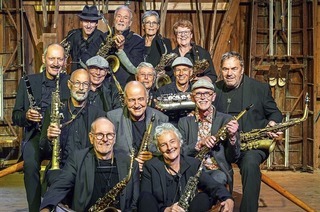 Les Saxofous geben ein Konzert mit Freunden im Theater am Kastelberg in Waldkirch-Kollnau