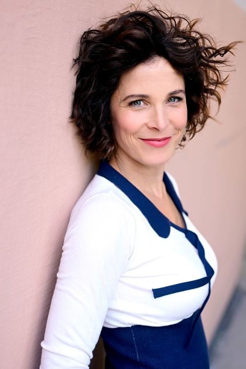 Katalyn H�hnerfeld - Menschen muss man m�gen - Hannover - 24.04.2026 20:00